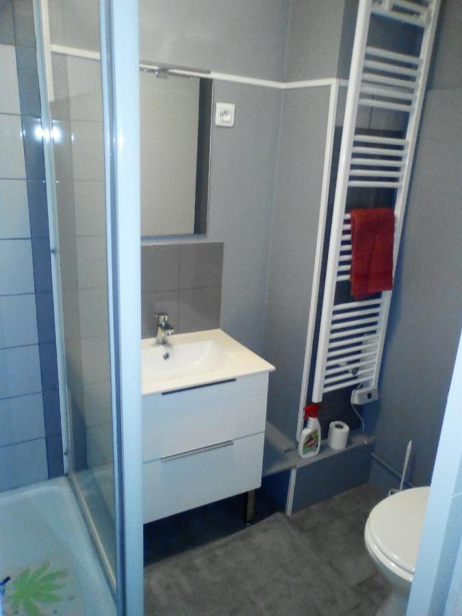 Appartement Residence Les Acacias Ax-les-Thermes Exteriör bild